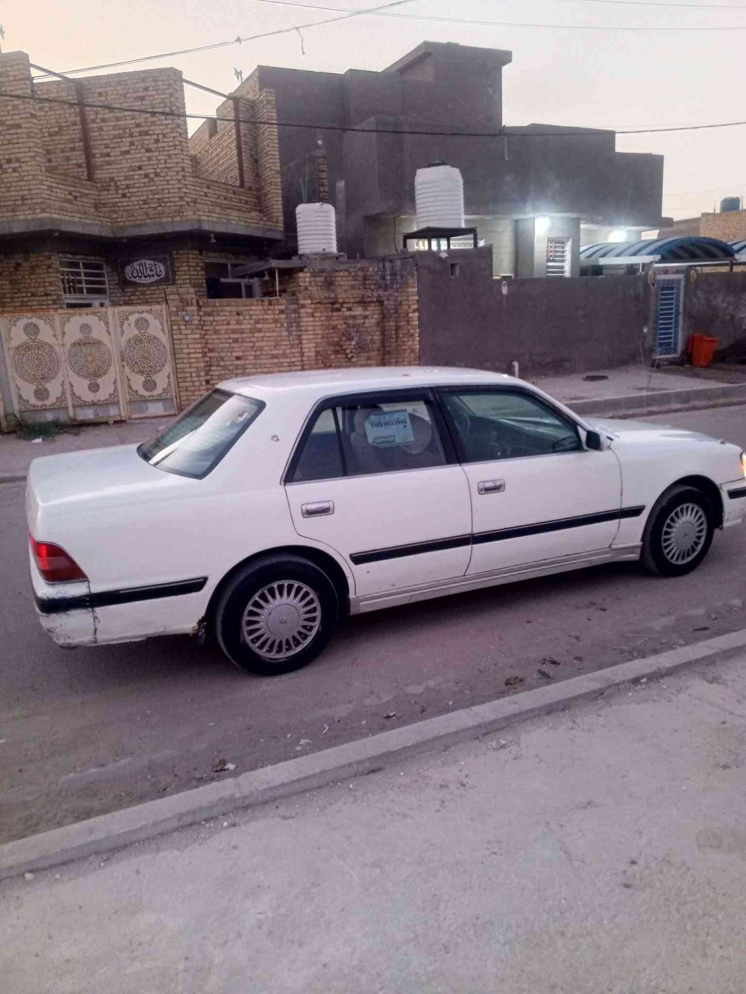 للبيع راس ثور موديل 96 رقم قادسيه دولي سنويه مجدد 2030 مكينه vvt. مكينه وكير مكفولات حداديه جديده تخم تاير كهربايات كله شغاله سياره مكفوله من الكص ونقل الجثه العيب الشرعي وضربه سعره 55$ 
مكان السياره ذي قار الفجر
الاستفسار ***********
