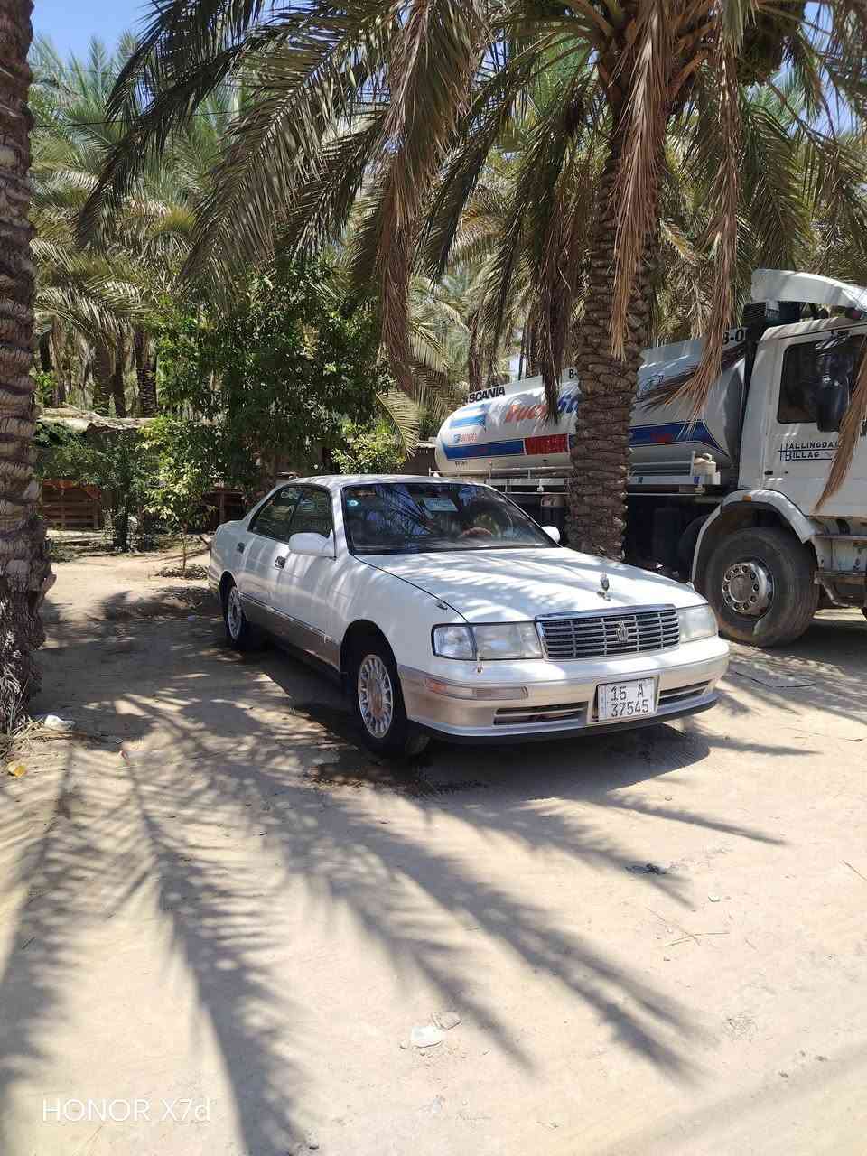 سلام عليكم سياره بطه للبيع مديل 95سياره جديده بمعنى الكلمه رقم الانبار بسمي سنويه وهزه جديده ثاني يوم اداورلك محرك وكير مكفولات سياره متعوب عليه مال جناي  سياره مكفوله من الكصه والنقل جثه والعيب الشرعي والاصوليات تخم تاير حداديه صدر امامي خلفي كله جديد دواخله كله جديد مكاني بابل الحمزه الغربي باقي التفاصيل على هاذه الرقم ***********
