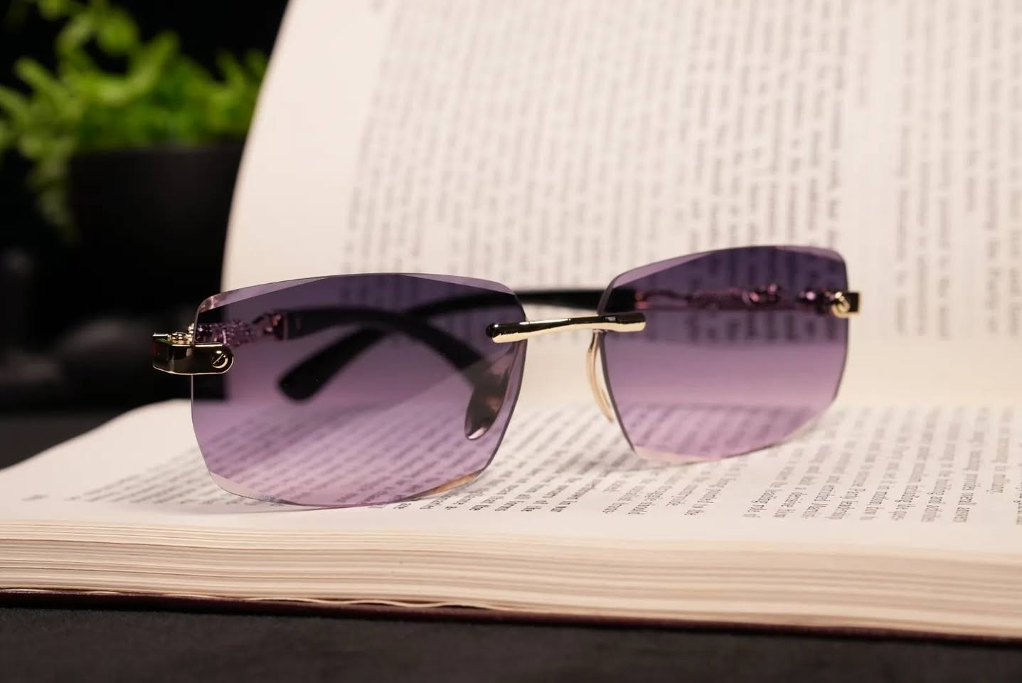 🕶️✨ نظارات كارتير  ✨🕶️
🔥 موديلات مميزة تناسب جميع الأذواق

😎 ستايل عصري وأنيق

✅ جودة ممتازة

✅ أسعار مناسبة

🎁 اختار موديلك وخلي إطلالتك غير!

📲 للطلب والاستفسار عبر واتساب:

***********
