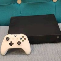 xbox oan x نضيف كامل ملحقاته الاصليه والكارتون + العاب فيفا وبيس من 20...
