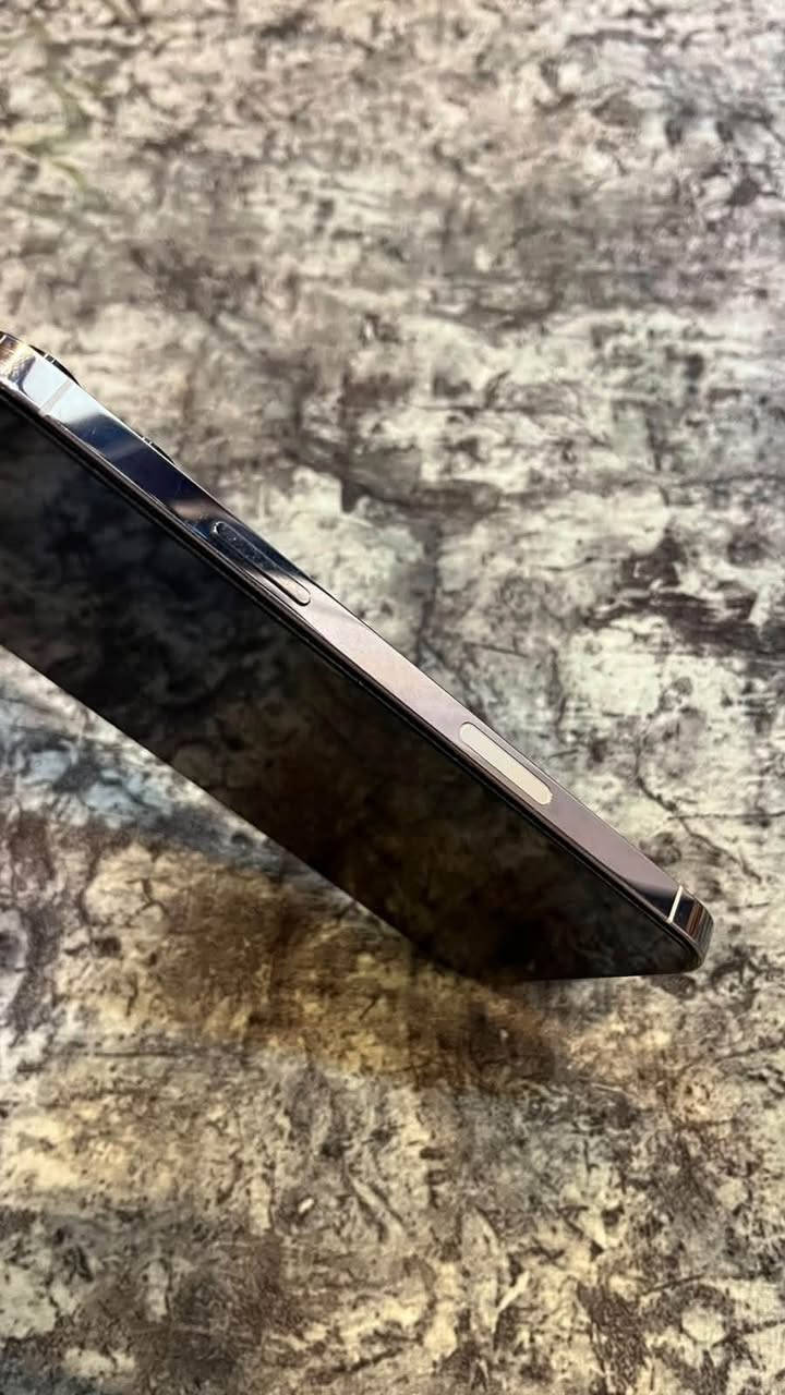 البيع آيفون 13 بره ماكس جهاز نضيف بطاريه 96 تك ذاكره 128 ابدل بس شاشه نوعيه زينه سعر جهاز 500 وبي مجال ***********
