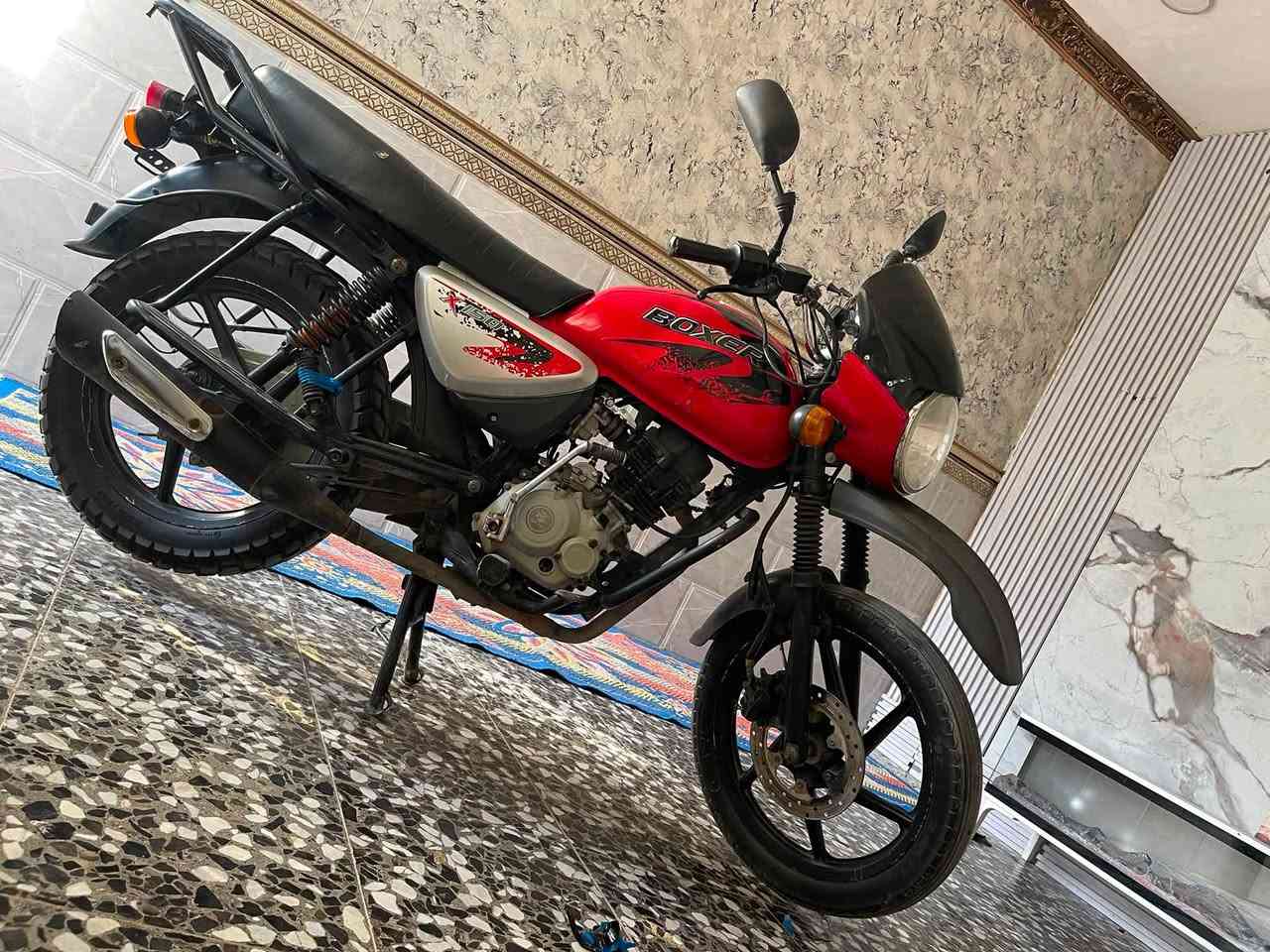 سلام عليكم بوكسر. 23  لبيع. وراق ضايعه تكفلك.  لترقيم.   صال يومين من جفتهه. والله كله شركه  سعر مليون. و100 وبيهه مجال شي بصيط خابر وتدلل ***********
