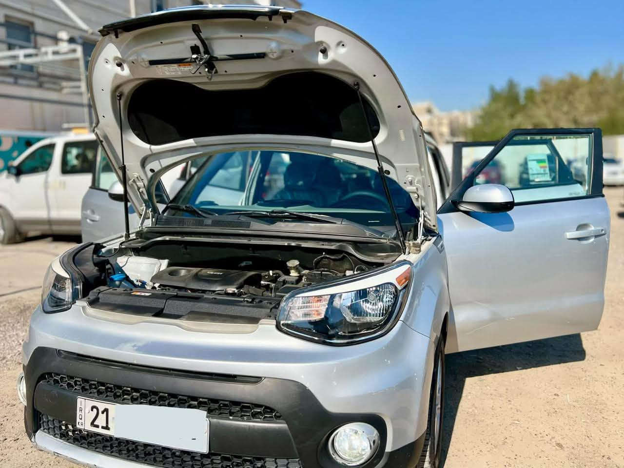للبيع كيا صول 2018  🚗
📍 الرقم: سليمانيه
⚙️  وارد امريكي - لون رصاصي

المواصفات والتفاصيل:

 • ماشية 43 الف فقط
 • المحرك: 1600 gdi اقتصادي جدًا باستهلاك البنزين 
 ◦ شاشة و كاميرا خلفية .
 ◦ تحكم كامل بالستيرن .
 ◦ نظام تثبيت سرعة (Cruise Control).
 ◦ نظام أمان حديث (ABS – Airbags – مانع انزلاق).
 • درايف مود ٣ انظمه قياده العادي والاقتصادي والرياضي
بيها صبغ قطعتين (جاملغ امامي وخلفي صفحه اليمين) + تكحيل بابواب صفحه السايق و كلشي موضوح صورها
السيارة مال بنت وباسمها ثاني يوم تحويل
مكان السيارة بغداد البنوك
💰 السعر: 109$ ورقة وبيها مجال
📞رقم الهاتف : ***********
