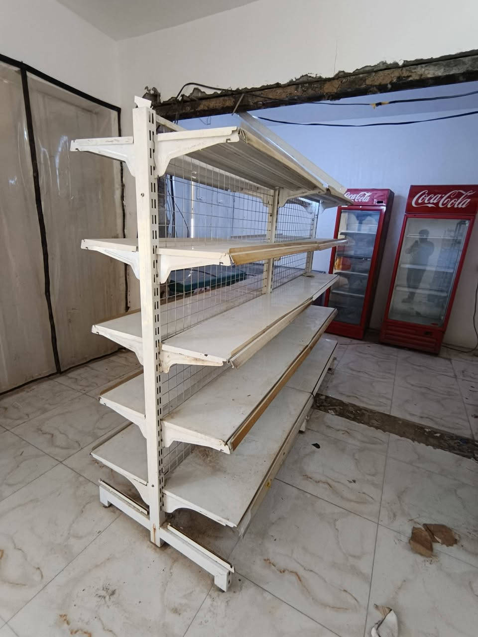 سلام عليكم برادات و طرحيه تبريد ثلج
بيع شلع مكاني بغداد مدائن ***********
