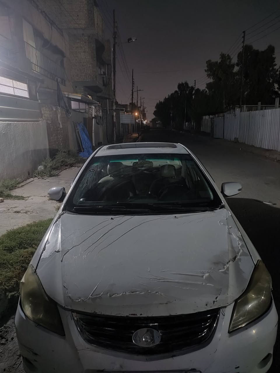 السلام عليكم BYD,g3 موديل 2013 اوتو كير محرك تبريد  بلادي جديد جديد على ايدي شادهم دواخل سياره جديده تخم تايرات موضح بتصوير رادله تلكيط خياسات بيه طخه بل بنيد ول جنطه السعر 40  وبيه مجال مكاني غزاليه ***********
