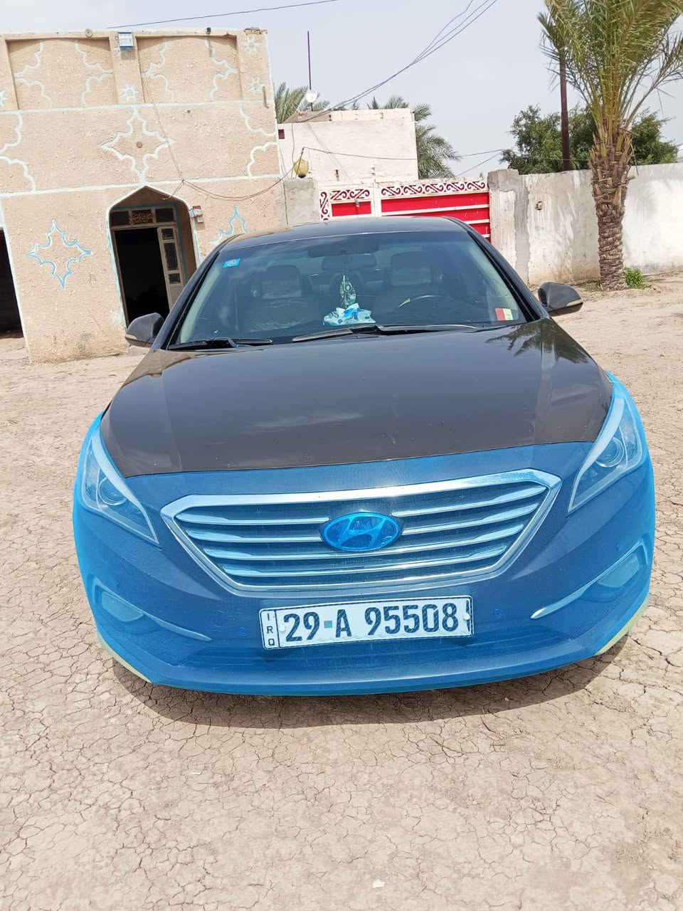 السلام عليكم
سوناتا 17 امريكي للبيع ومراوس حسب القناعه 

مكينه وكير وحداديه خير من الله تخم تاير 

رقم واسط بسمي امدوار ثاني يوم بيه حادث قطعتين 

االسعر 117 وبيه مجال الموشراي لا يعلق ولايراسل ولايتعبني ولاتعبه

اتصل وبيك خير ودلل ***********

***********
