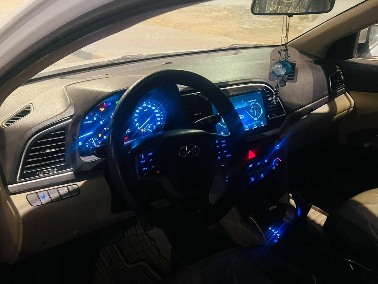 النترا 2018
محرك 2000 سوبر 

فول مواصفات 
بيه بارد وكرتين قليلات كلش
سياره جاهزه 100/100
مكان السياره نجف 
باسم شركه ومصدر وكاله ب اسمي 
 مستعجل عل بيع 
السعر ١٣٧ وبيه مجال 
غير متواجد عل فيس بوك 

***********

