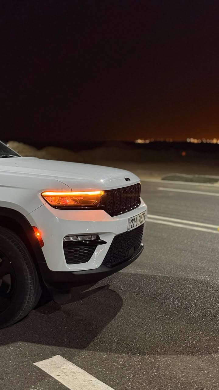 جيب ليمتد jeep limited
موديل ٢٠٢٤ ✅️
وكاله هارلم خليجية✅️
رقم اربيل ✅️
كتاب تضليل ✅️
ماشيه ٣٣ ميل ✅️
المواصفات :
رادار امامي مع مانع تصادم . ✅️
تحذير الخروج عن المسار .✅️
تحذير النقطة عمياء  .✅️
نظام تحذير عند التقاطعات. ✅️
شاحن موبايل وايرلس. ✅️
ويل قياس 20 انج .✅️
فتحة سقف ✅️.
لوحة القيادة بقياس 12 أنچ. ✅️
كير شفتر بالستيرن . ✅️
كاميرا خلفية. ✅️
*شاشة كبيرة 10.1 أنج✅️
المصابيح الأمامية زنون .✅️
كشافات الضباب زنون . ✅️
دخول ذكي. ✅️
تشغيل عن بعد .✅️
الصندوق الخلفيي كهربائي .✅️
فرش المقصورة الداخلية من الجلد والشاموا .✅️
مقعد السائق كهربائي .✅️
المقاعد الأمامية تدفئة .✅️
حساسات خلفية . ✅️
دوسات جانبية .✅️
مكيف خلفي . ✅️
تدفئة مقود القيادة .✅️
مانع تصادم خلفي .✅️
بلوتوث تلفون . ✅️
محدد سرعة . ✅️
نظام التشغيل والإطفاء الاوتوماتيكي .✅️
سياره كفاله عامه بيها ملاحظه بلجاملغ الخلفي✅️ فقط
مكان السيارة كربلاء المقدسه ✅️
السعر 349$وبيها مجال ✅️
***********
