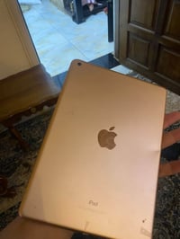 ايباد ٧ • ١٢٨ جيجا • مبدل