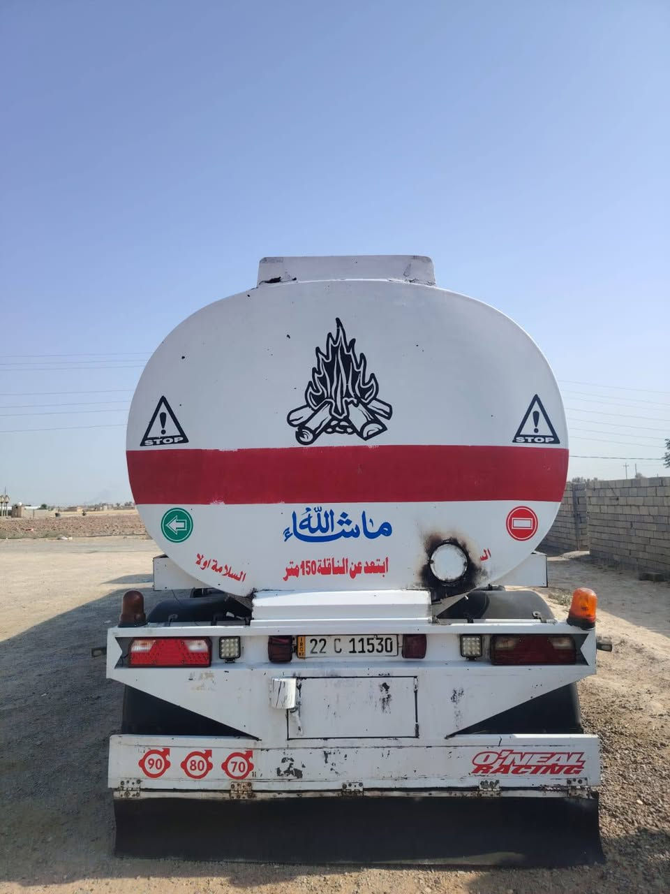 كسور البيع موديل الفين 4 طوناج جيبيس تصريح أمني بويلر رغم ربيل سنويه جديده تخم تاير جاهزه جوه الشغل السعر 3وبيها مجال شي بصيط الرغم *********** تصل
