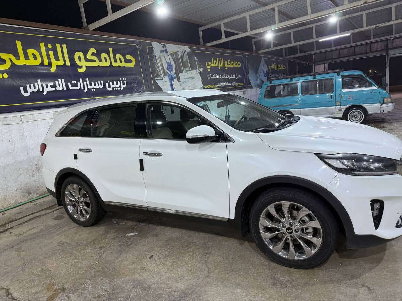 كيا سورنتو 2019 شكل 2020 حادث فقط تبديل باب خلفي عكس السائق 6 سلندر رقم بغداد مشروع وطني بسمي السعر 230 
الاتصال ***********

