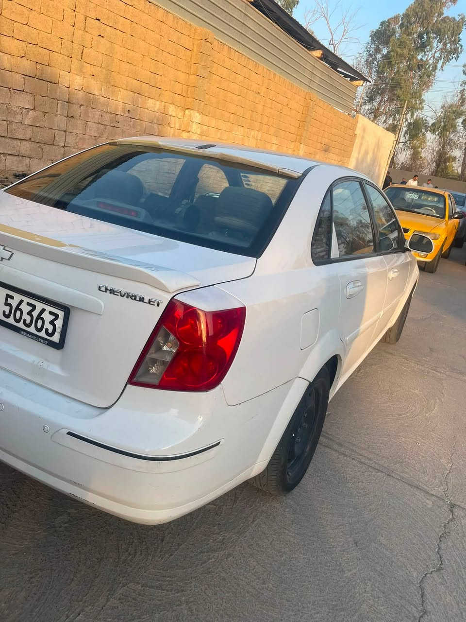 وبتره للبيع سياره بيه رصعت بصيطه بدون حادث تحويل ثاني يوم صدر امامي خلفي جديد محرك كير مامفتوح (***********)موقع السيارت كركوك

