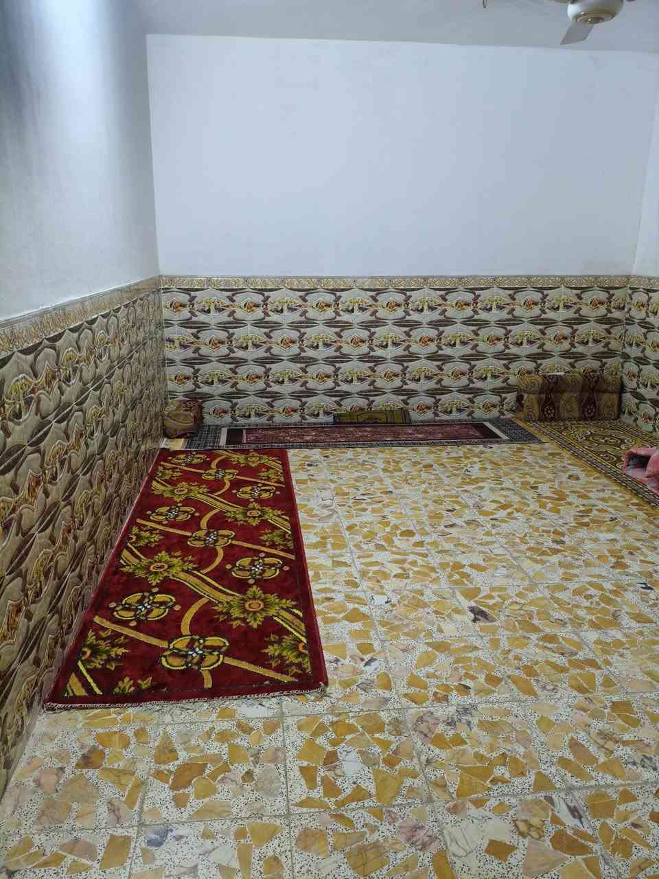 🏠 بيت للبيع – حي الجوادين / شارع نفط
📍 الموقع: حي الجوادين – شارع نفط
📏 المساحة: 300 م²
🏗️ البناء: بلوك وصب
🚗 الموقع مميز جداً: يبعد فقط 150 متر عن الشارع العام الرئيسي

✨ مناسب للسكن ، وموقعه قريب من الشارع العام وسهل الوصول.

📞 للاستفسار والتفاصيل: ***********
