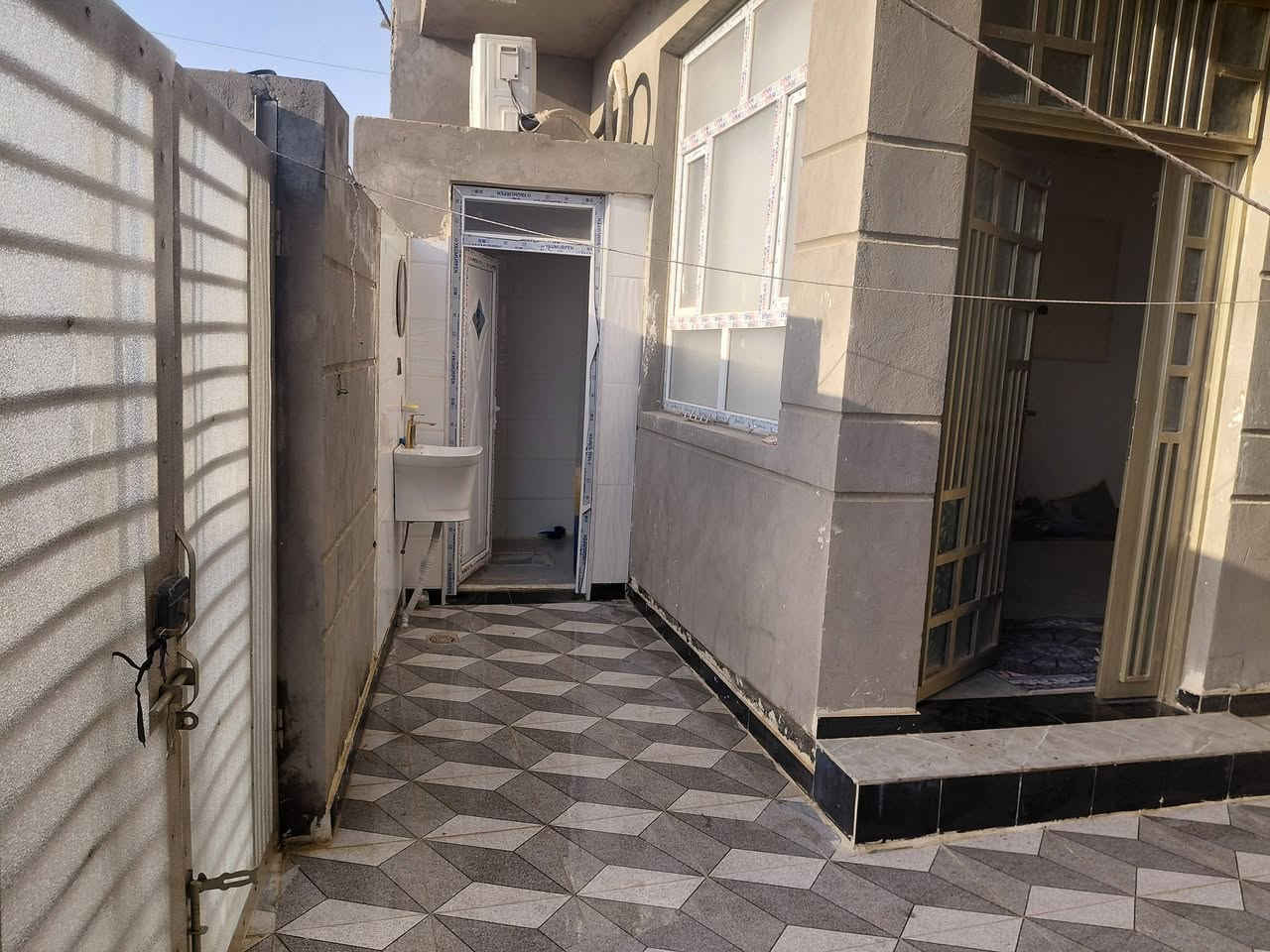 دار للبيع • ١٥٠م • ركن شارعين