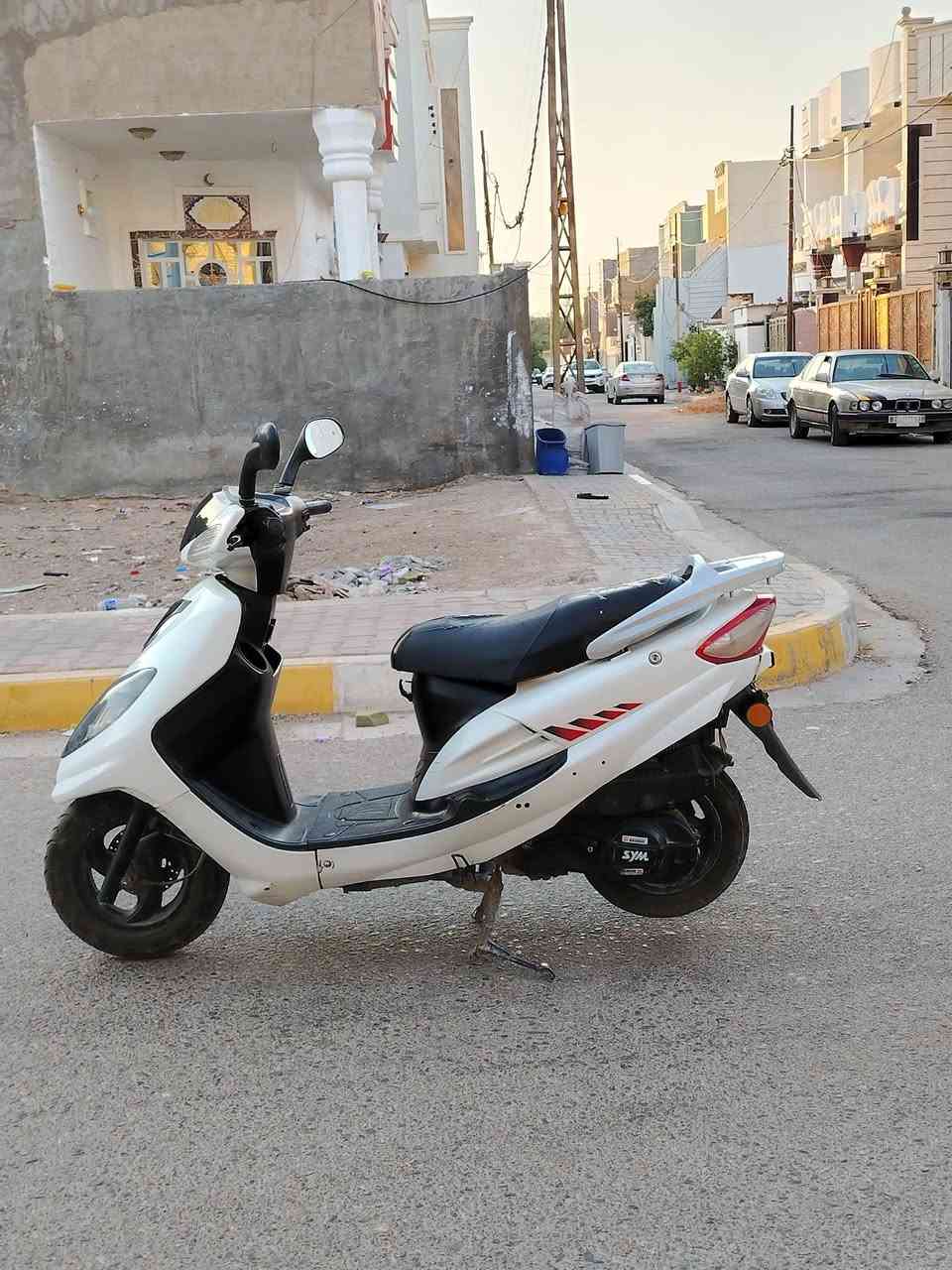 سايم رص ابو عيون 
الماطور نضيف مثل ما واضح بالصورة كهربائيات شغاله كامل سعره 450 الف
