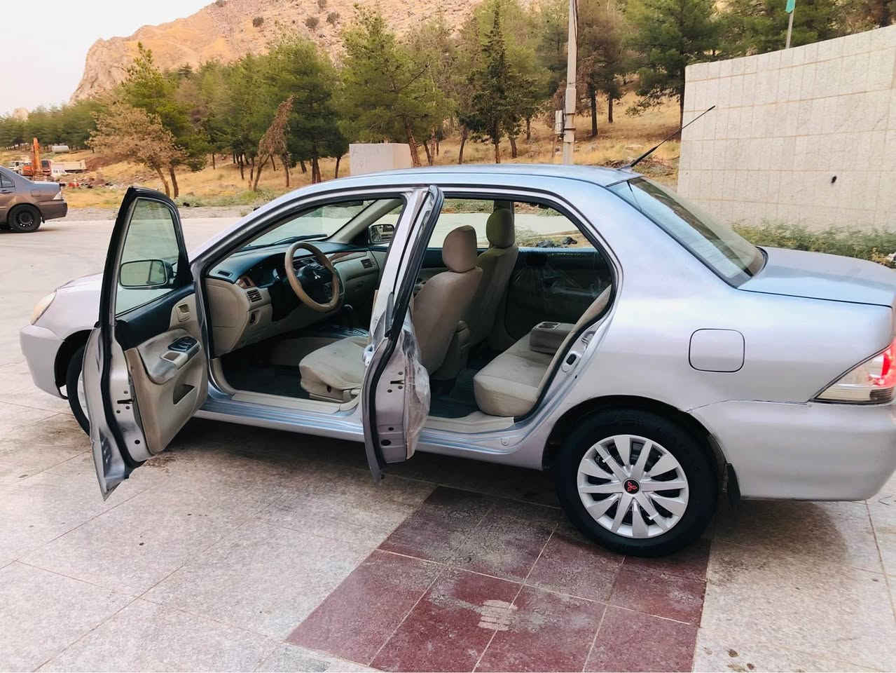 هەرزانترین نرخ
$48 کۆتایی        رانیە       *********** ڤایبەر و واتس ئاپی لەسەرە
لانسەر مۆدێل 2007 گێر تۆماتیک مەکینە گەورە ناوزەرد تەبرید لەسەر سویچ 
ڕەقەم هەولێرە ساحێب سەنەوی موبایلی داخراوە شونیشی هەولێرە سەنەوی بەسەر چوەو 130 هەزاری غەرامە لەسەرە حیدز کێشەی مەدەنی بەشەرت
سەیارەکە حیزام بۆیاخ کراوەتەوە 
ناوزەردە ناو فۆڕنیکایە چوار جام کارەبا ئاوێنە کارەبا قوفڵ مەرکەزی و کۆنتڕۆڵ تەرجیل بلوتوز
کامل کارەبای و ناوگێچی مەزبوتە
گێر مەکینە تەبرید وەرگەڕان بەشەرت بەدڵی خۆت لێیخوڕە
سەیارەکە لێخوڕینی زۆر خۆشەو مەزبوتە زۆر توندە و کامل کارەبای ئیش ئەکا رانية, السليمانية
