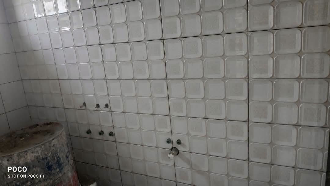 خلفة سيراميك بورسلين لبخ طلس واجهات ترميم  متفرغ حاليا عمل هندسي مضمون متوفر واتساب ***********.
