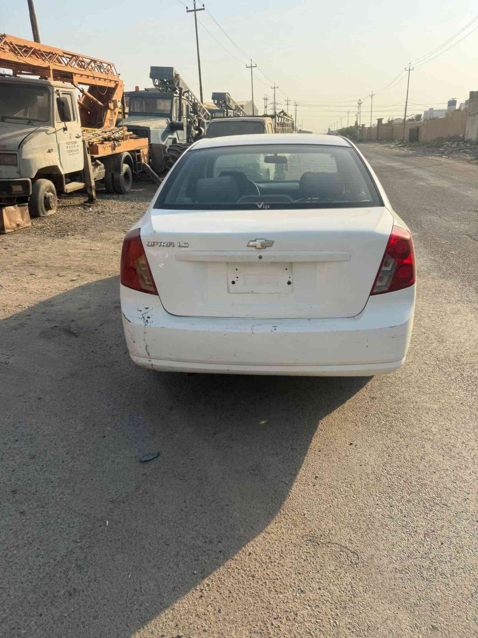 للبيع أوبترا مزاد وزارت الداخلية   بغداد جسر ديالة.  ***********

نص مكتوب في الصور:
- حمودي الكناني
- 19 يونيو · 🌐
- 12:46 84 حمودي الكناني 19 يونيو • 3
- 12:46 84 حمودي الكناني 19 يونيو
