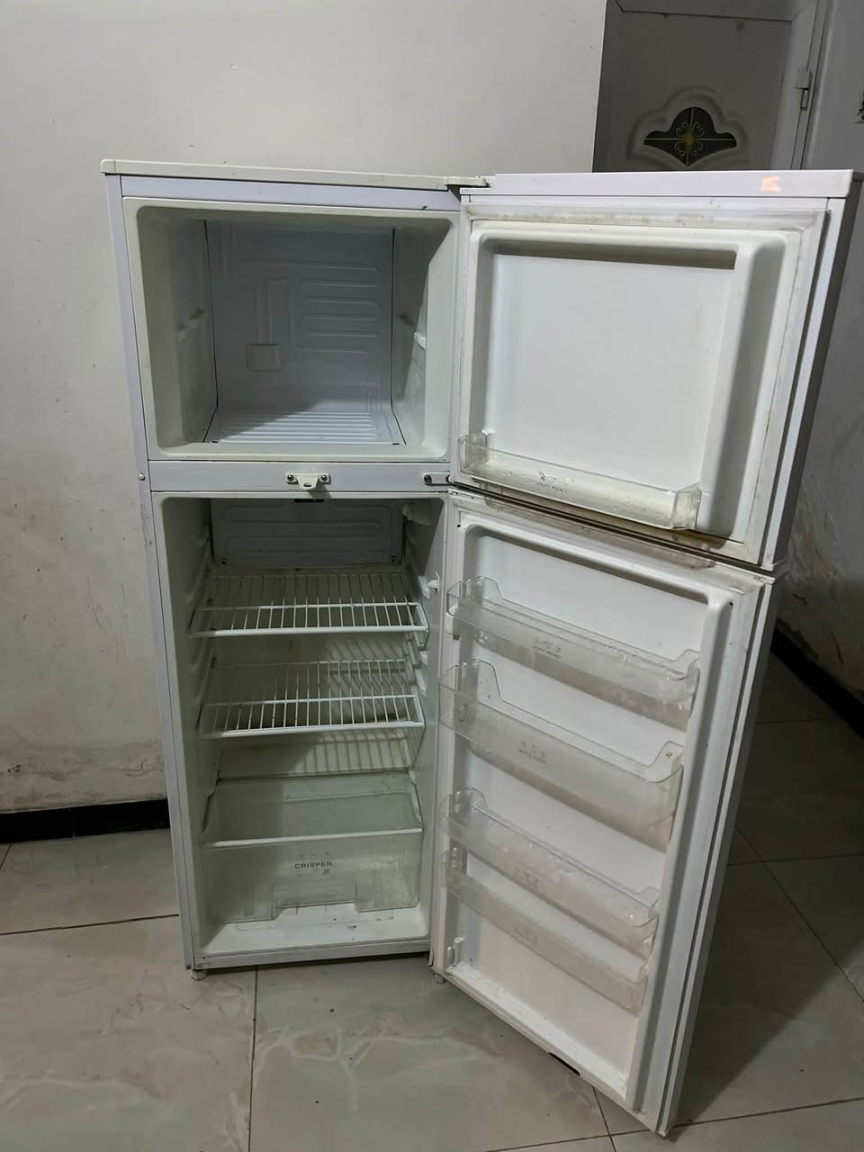 ثلاجه قطعه تخبل تشغله شويه ماشاءالله ثلج العنوان الامين الثانيه ريه وسكينه  
***********
