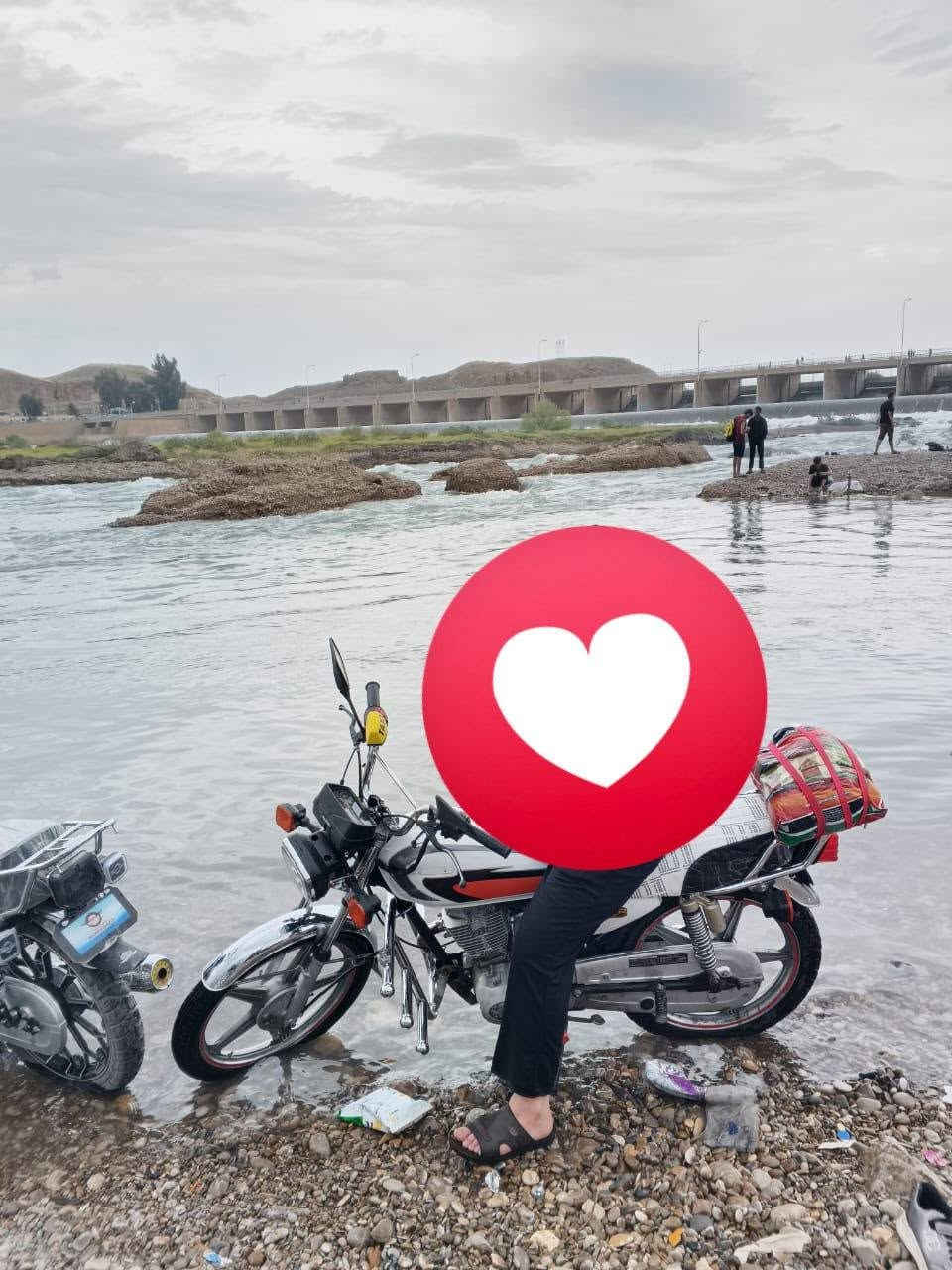 السلام عليكم ورحمه الله دراجه جني واي موديل 18 كامل مواصفات مابيهة اي خلل معمرة بالكامل رايدهة 300 وبيهة مجال للي يحب يشتري مكاني ديالى دلي عباس ما متواجد على الفيس فقط رقم او واتساب 
*********** او ***********
