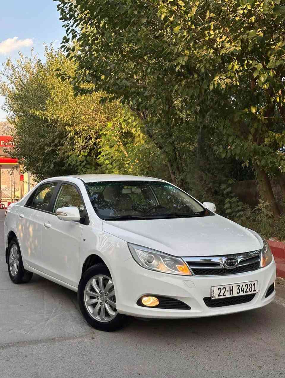بی وایدی BYD F5مۆدیل 2014 گێر عادی  بێ بۆیاغ بێ شوخت گێڕو مەکینە نەکراونەتەوە بەشەرت سەنەوی نوێیە بەناوی خۆمە تا2030 تازەیە بەسمەیە کوشن جڵدە و ناوزەردەکامێرا شاشەیە  ئاوینە کارەبایە ئاوینە ئیشارەتە سوکان ڤۆلیۆمە ABS.USB.AUXحاسە یە هەموو شتێکی بەشەرتە 120هەزار رۆيشتوە  چوار تایەی تازەی لەژیرەلەسەر دەقی شەریکەی ماوەتەوەهەردوو بەسمەی شەریکەی لەگەڵە سحری 65گەلا مەحامەلەیەکی کەم 
***********
فایبەریشی لەسەرە رانية, السليمانية
