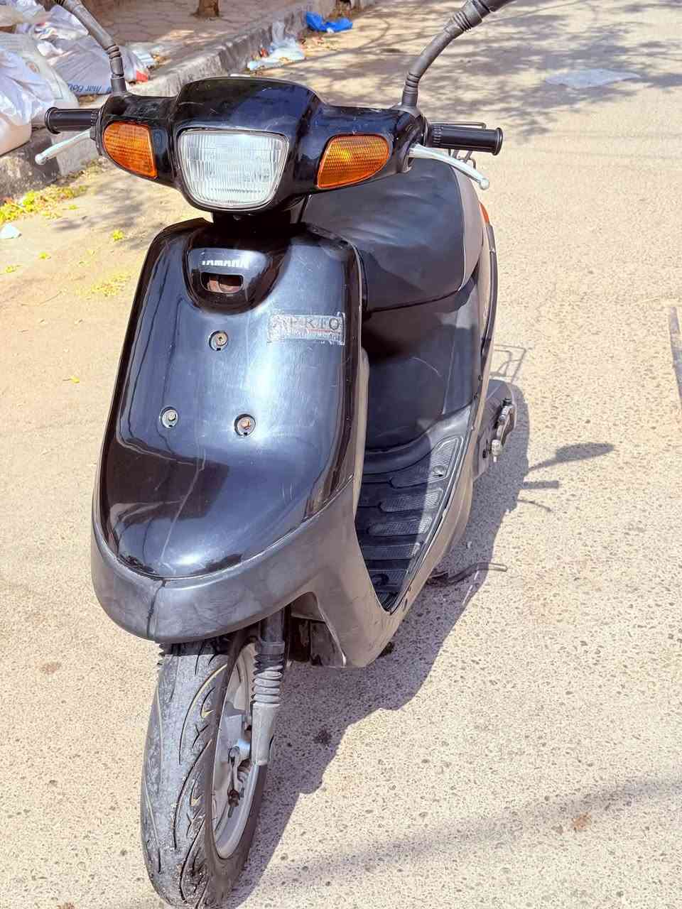 دراجة بطة كلشي كامل بيها  من كهربائيات من كفرات من مكينة نضيفة تجي تفحصها بيدك وشوفها شكد نضيفة بيها مكاتبة اصولية باسمي  موديل 1999 تشتغل هندر وسلف اريدها ب 400 قفل 
رقمي ***********
