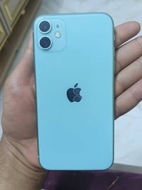 ايفون 11عادي ذاكره 128 بطاريه 92 ويا شاحنه مبدل شاشه اصليه من امريكى  ...