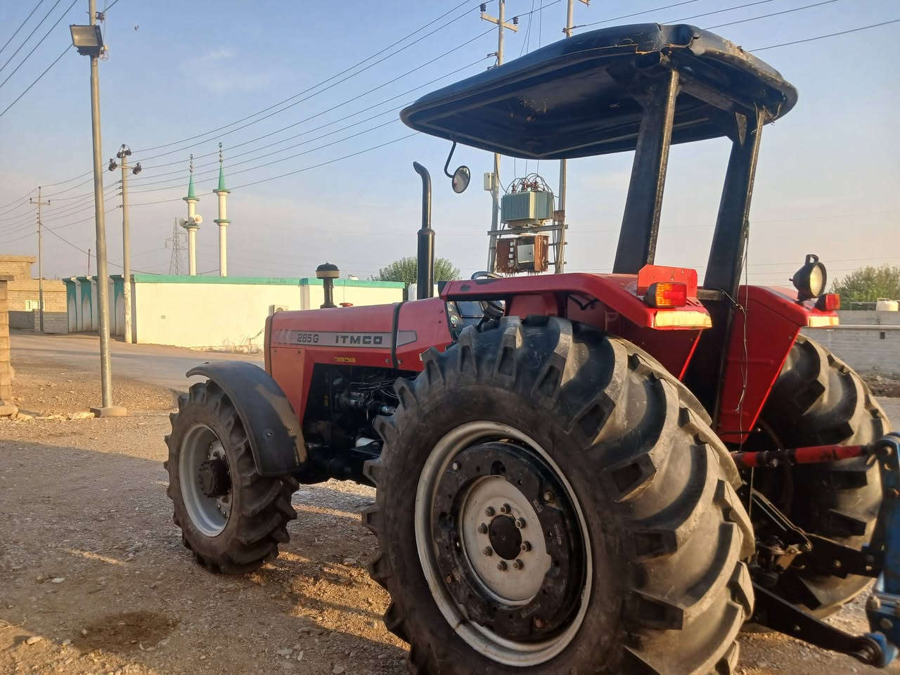 ٢٠١٢ • هيكل مغير • شارزور