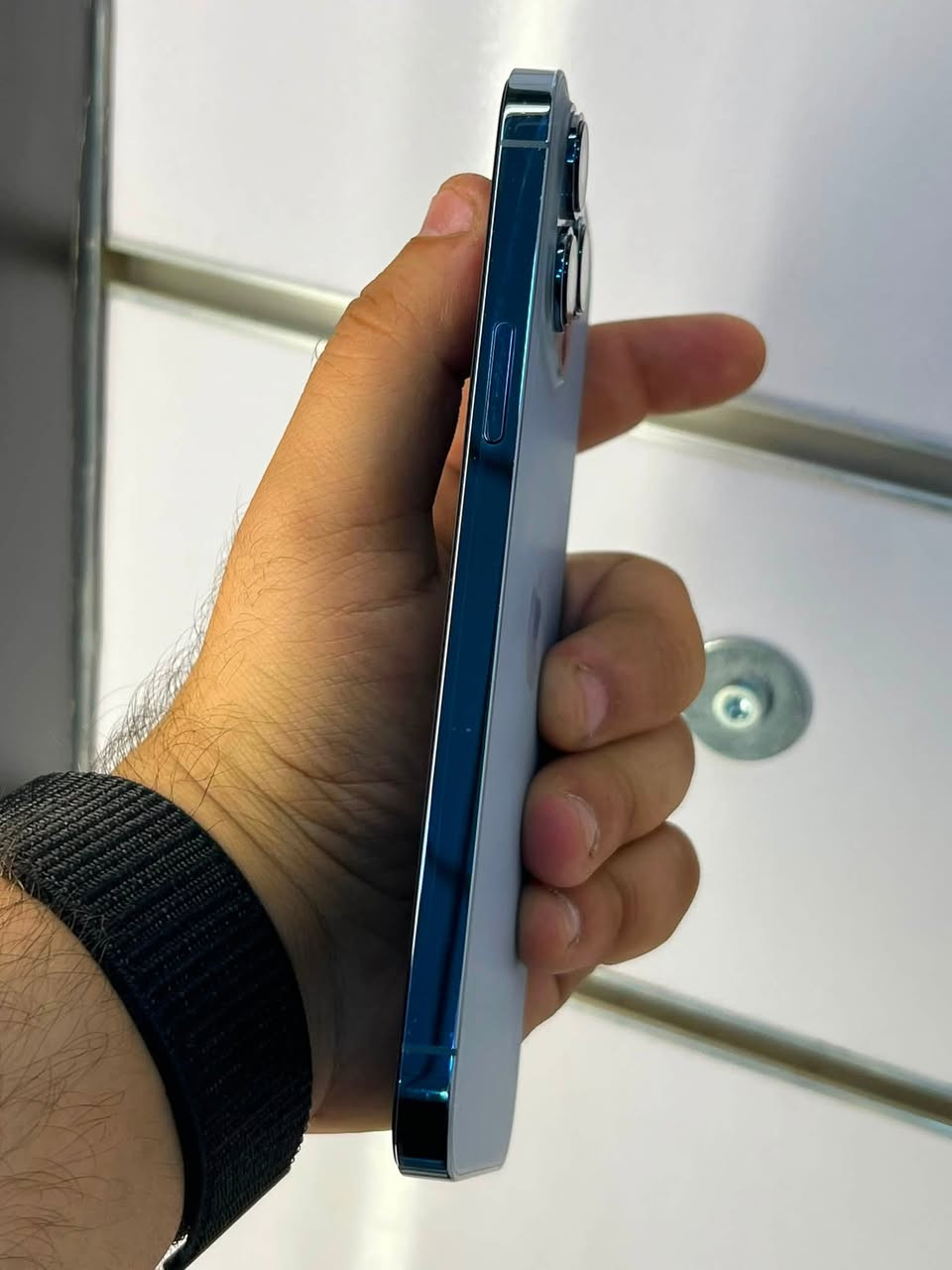 🥇iPhone 13📱Sierra Blue
" ايفون 📲13 برو ماكس

" اللون سمائي

" بطاريه 🔋80

"نضافة الجهاز 100‎%‎

" ذاكره 256 

جهاز ( دبل سيم )za

"مكفول كفاله عامه من فتح وتصليح وتر بروف ضد الماي 

السعر / خاص او اتصال ما اذكر سعر 

العنوان / موصل حي السكر

للتواصل / *********** -*********** 

واتساب او اتصال عل رقم

 واذا ماعجبك الجهاز تاخذ الاحسن منه يارب
