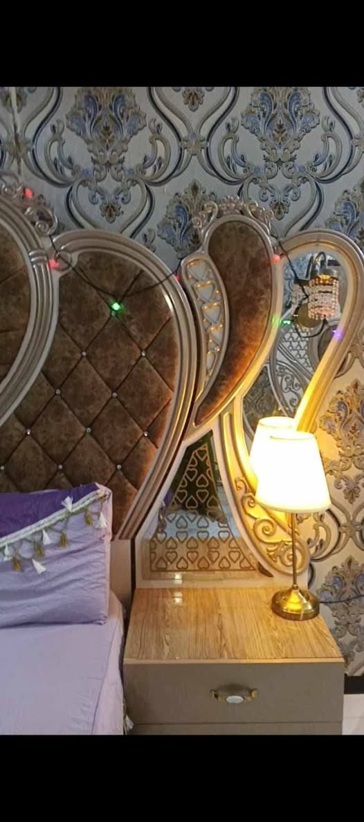 غرفه للبيع جديده كامله سعره مليون وبيه مجال ماخذيه بملونين
رقمهم *********** 
المكان الملحق مقابيل المركز
