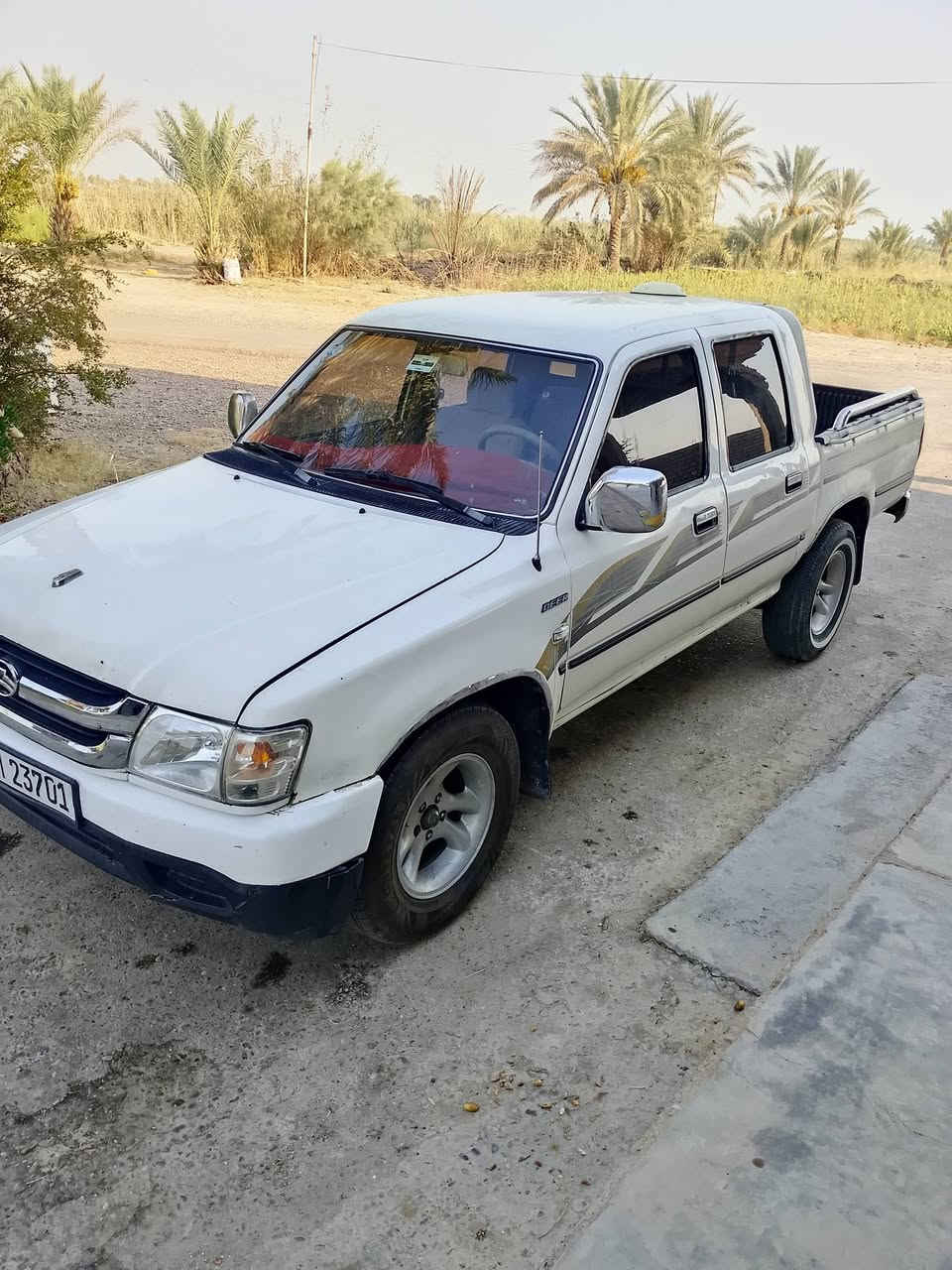 سوبر دير موديل ٢٠٠٥.. رقم بغداد، كاملة المواصفات... تبريد شغال.. شرط الكفاله،، رقم الهاتف.. ***********--

