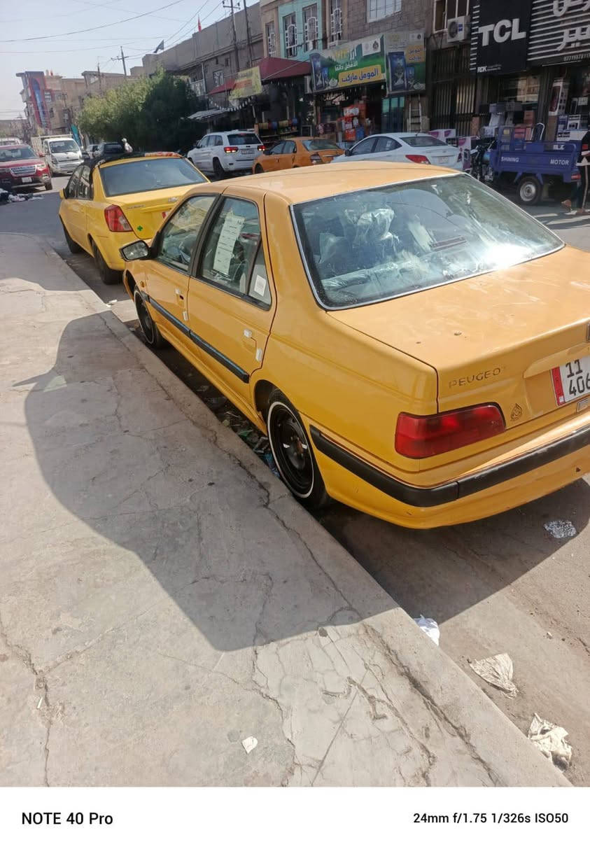 بيجو بارص 2015 رقم بغداد انكليزي بأسمي
تحويل مباشر 
بيها جاملغ مبدل وبنيد تعبان  تبريد ثلج 
***********
