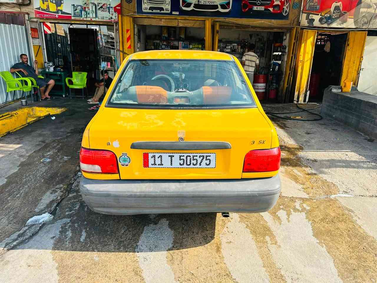 سلام عليكم سايبه موديل ١٢ سياره تحوليثاني يوم رقم نكليزي جديد صرله ٢٠ يوم تايرات جدد سياره ماذب عليه ربع كامله مكينه جديده مال برايد 
مكان بغداد حسينيه سعر ٢٧ وبيه مجال قليل
***********

