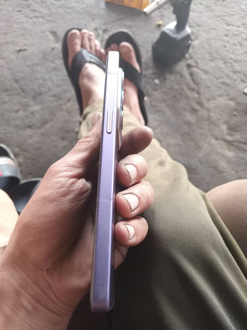 سلام عليكم..
جهاز اينفنكس نوت50 برو بلاص 5G 
اللون تيتانيوم
الذاكرة256G
الذاكرة العشوائية12+12
البطارية5200
تدعم الشحن السريع100واط
المعالج ميدياتك داينمسيتي8350 
120 فريم العاب قوية شاشة144هرتز(معالج مخصص الى عشاق الالعاب) يدعم بتبريد داخلي 
الكامرة 50M تدعم زوم100x
تصوير فيديو4k
+الشحن اللاسلكي: شحن لاسلكي (MagCharge) بقوة 50  
مكاني بغداد
