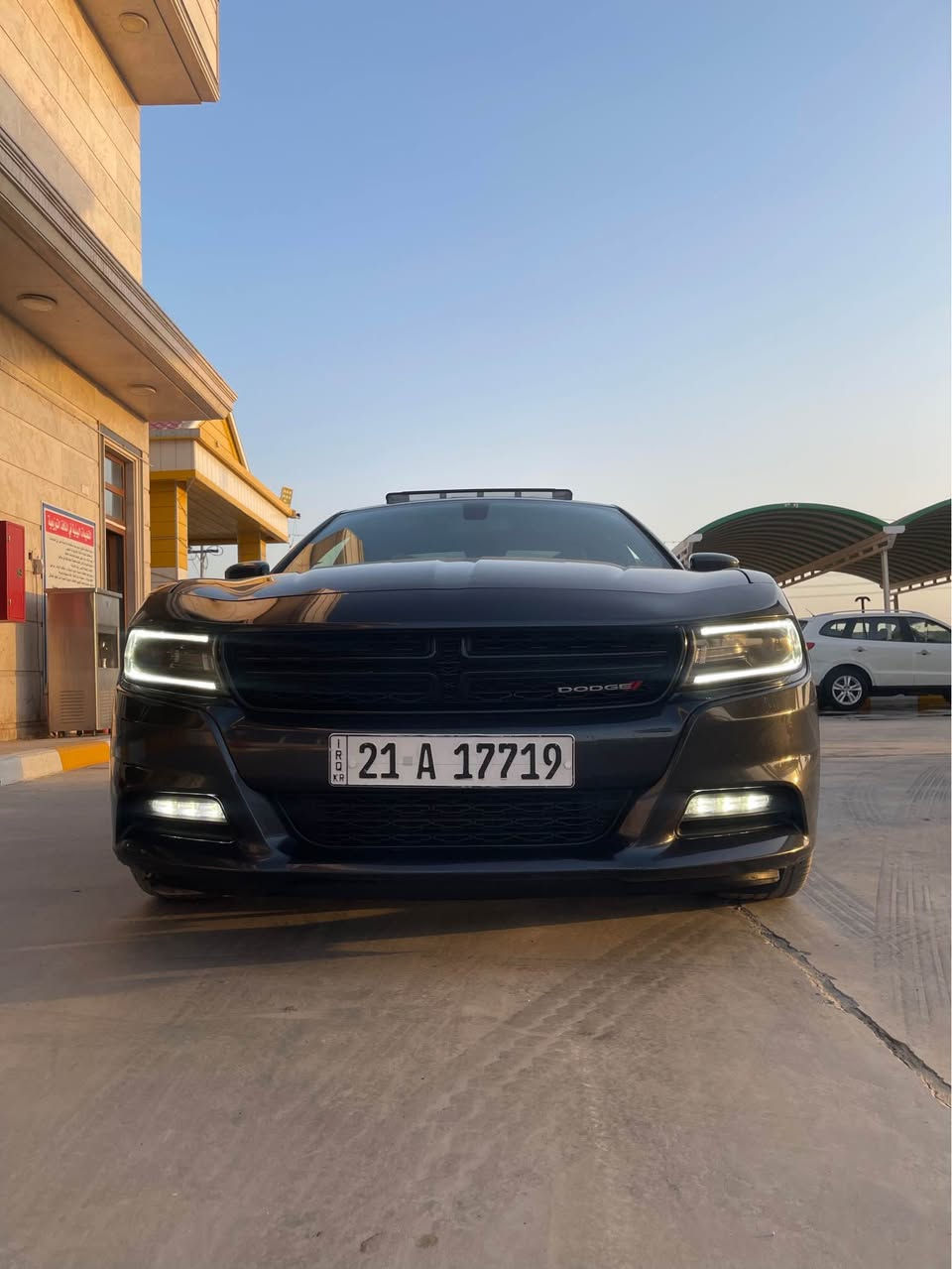 دوج جاجر 2018 SXT بلص فول مواصفات 
مكفولة كفالة عامة من كلشي 
بأسمي رقم سليمانية تحويل شرط 
تدفئة تبريد كشنات 
فتحة سقف فول موصفات 
ماشية 105 mi
سيارة جديدة استخدام شخصي 
مكاني ميسان المركز 
رقمي *********** عمارة, ميسان
