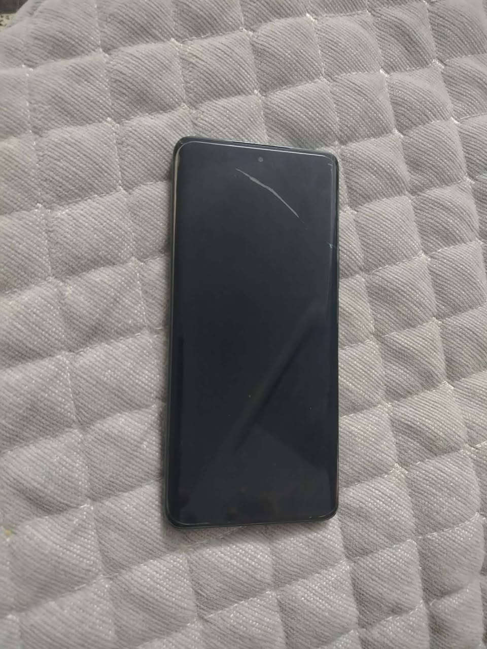 هونر X9b • ذاكرة ٢٥٦ • رام ١٢
