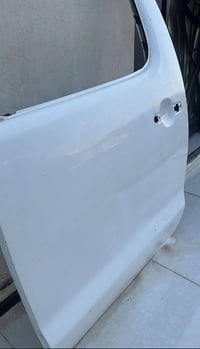 باب • خلفي • ٢٠٠٨