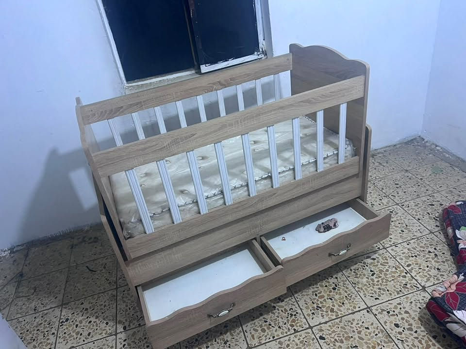 جرباية أطفال للبيع 🛏️🤍
استعمال قليل ونظيف جدًا، ويّاها دوشك غير مستخدم وجديد 🌸
👧🏻 تكفي للأطفال لحد عمر 6 سنوات
💰 السعر: 75 ألف فقط
📍 المكان: الدورة – شارع الشرطة
📞 ‭***********‬

للمهتمين التواصل على الرقم 🌷
