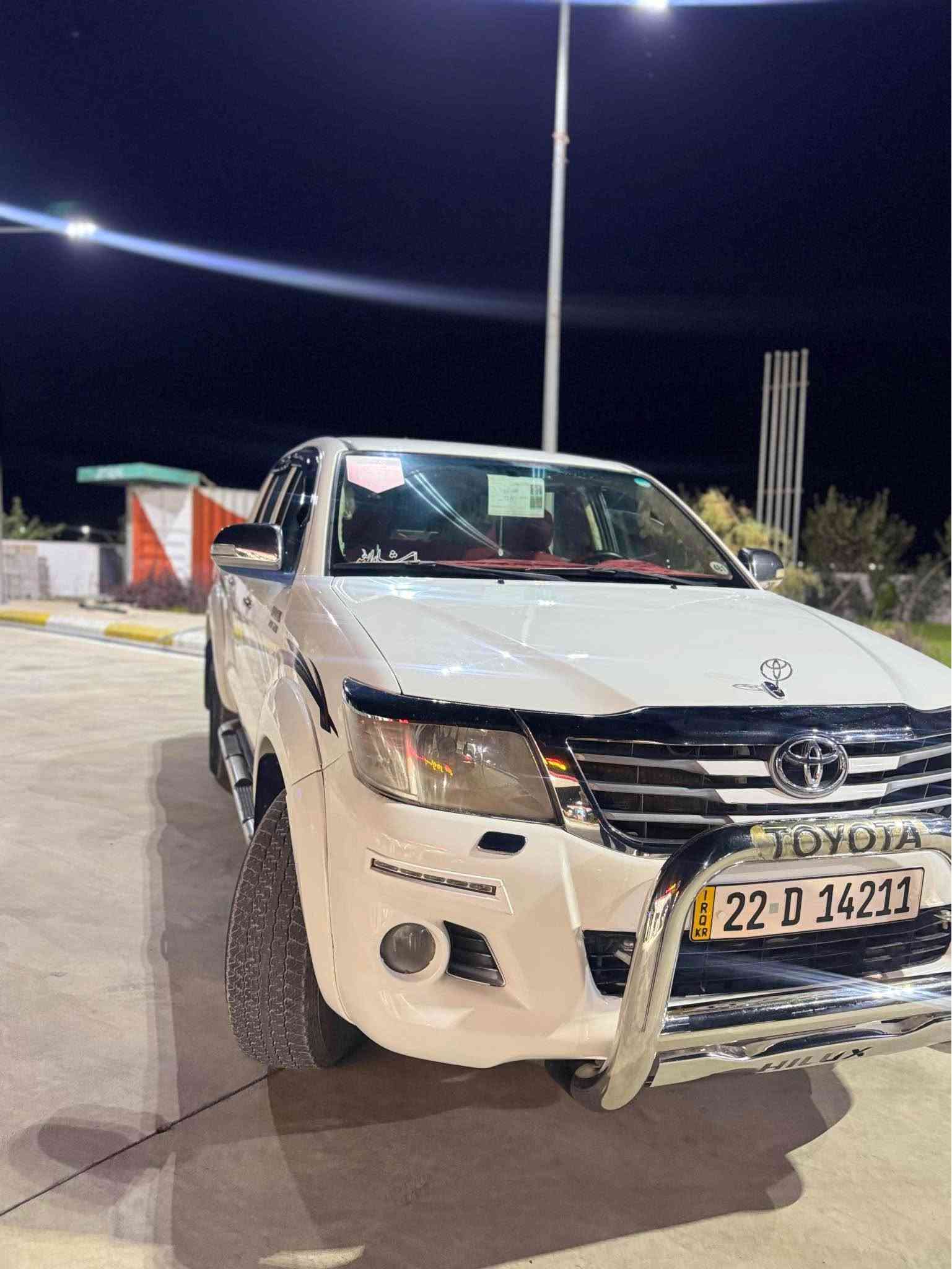 مـــەرزیــــە ٢٠١٢ toyota hilux 4X4
سەرەتا بە ناوی خوای گەورە 
مەرزیە ٢٠١٢ بــــتـــڵ
ناو سور 
سەیارەکە بێ بۆیاخە پارچە رەشە لەسر ساغ بە شەرت بێ بۆیاخ 
تەنها تۆزێکی حارەبانەکەی لای سایەق ساردە ئەویش لە وێنەلان دا دیارا 
٤ تایەی لۆکە ٢ مانگە بەستراوە 
تەبرید لەسەر سویچ 
گێر و مەکینەی بە شەرتی ١٠ فیتەر تەنها قەپاغی سەر مەکینەی کراوەتەوە 
سەیارەکە تەنها ١٧٧ هەزار رۆشتوە حەقیقی 
سەیارەکا هی مالی خۆمە و مەعرەز نیە.و عەزێت نە دراوە 
نمونەیە لە جوانی مالی دۆستە 
رەقەم و سەنەویشی نوێیە 
سعرەکەشی ١٧٥ وەرەقە و مەجالێلی زۆر زۆر کەم 
چونکە سەیارەکە نمونەی جوانیە 
ژم***********
*********** رانية, السليمانية
