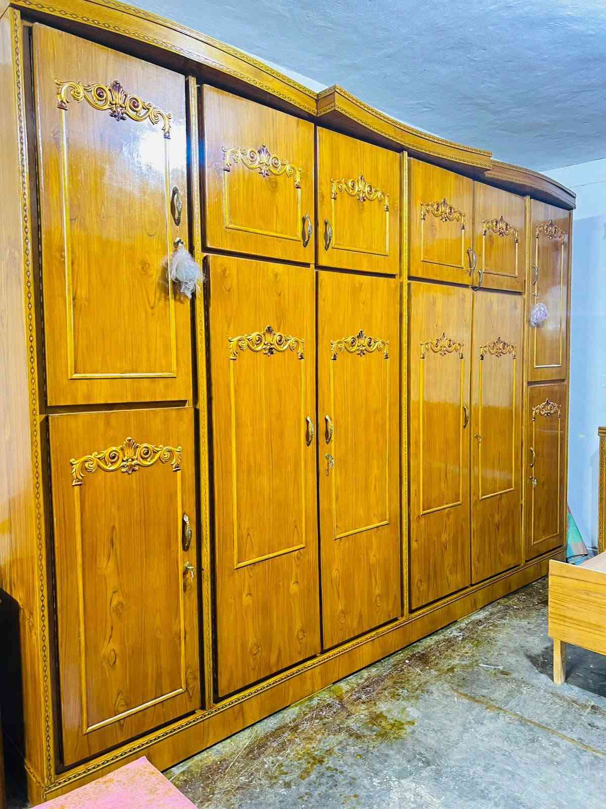 يتوفر غرف نوم نظافه فول بأنسب الاسعار للاستفسار الاتصال ع الرقم ***********
