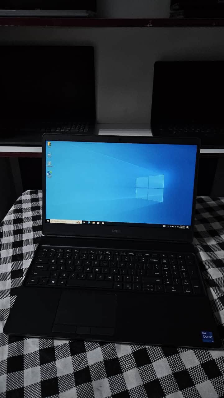 لابتوب هندسة وتصميم جرافك بأقوى اداء وثباتية 
Dell Precision 7560 المعالج : Intel Core i7-11th Gen

كارت الشاشة الداخلي Intel UHD Graphics (8

جيجابایت)

الذاكرة العشوائية (16GB :(RAM

* التخزين 512GB SSD

كارت الشاشة الخارجي: NVIDIA T12004GB

* الشاشة : 15.6 بوصة FHD

* السعر : 750 الف واصل لكل العراق مع كامل الملحقات 
* للتواصل والاسفسار: ***********
