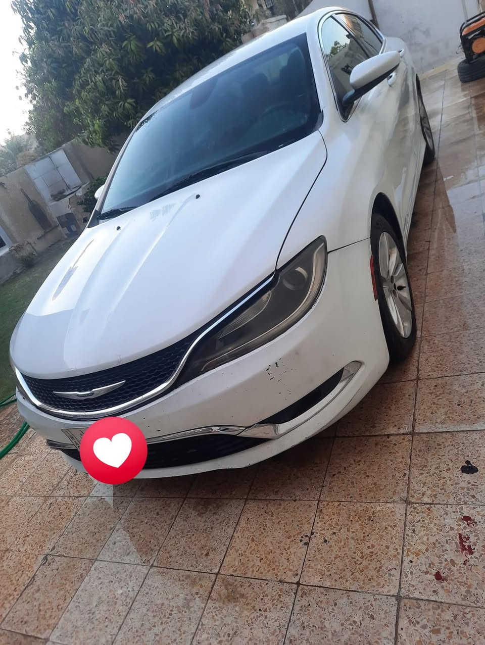 سلام عليكم c200 موديل 15
حادث دعاميه ربع جاملخ فقط بدون دواخل شاصي لغد كفاله 
شاشه كبيره 
كامرا 
منضومه تبريد جديد مال جورني شادلها 
تخم تاير
رقم بغداد الماني 
مطلوبه كمرك فقط 
اصوليه اصوليه وين ميعجبك دك حسابه كل عراق 
وكاله اسويلك 
المكان السياره بغداد الدوره  
السعر 58 
***********
