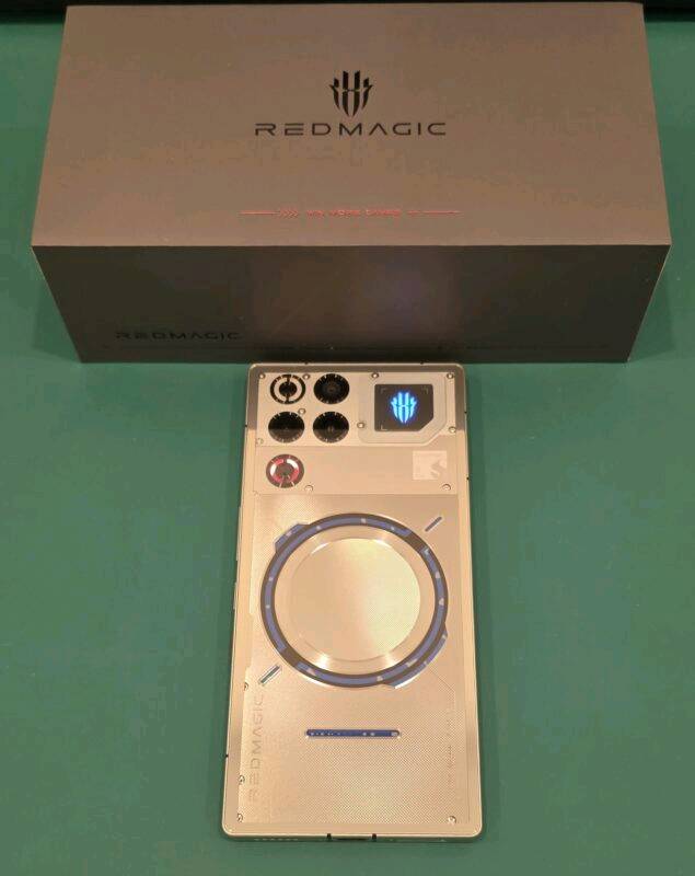 Red Magic 11 Pro 512 16 ram
جهاز بعده جديد شخط ما بي و كامل ملحقاته الاصليه
بغداد الشعب
السعر : مليون و 150
البيع وجها لوجه .