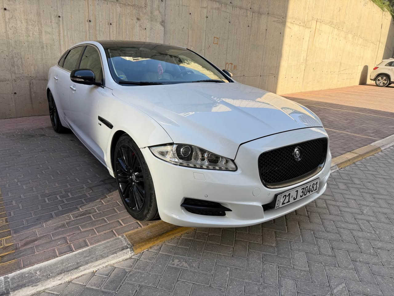 جاكوار XJL • ٢٠١٣ • V6 سوبرجارج