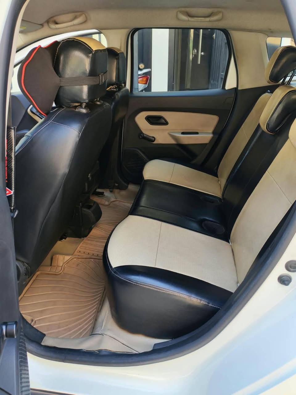 🚗رینو داستر فرنسي موديل 2021
ماشية 78,000 كيلو

مكفوله محرك وكير

كير أربع سرعات

محرك سعة 2000cc

اربعه سلندر

استلام من الشركه

صيانتها وتبديلات زيت المحرك من الشركه

البطاريه  جديده

تدفئة تبريد

قياس الاطارات 16

لون ابيض

كاميرا خلفيه دوار HD

شاشه اندروید اوتو +ابل كار بلي 

📍مكان السياره بغداد

     رقم اربيل -خصوصي

ملاحظة/مكفولة من الصبغ-بيها طختين بالجاملغ الخلفي 

📞 للاستفسار ***********

💰السعر 110 ورقة وبيها مجال للشراي
