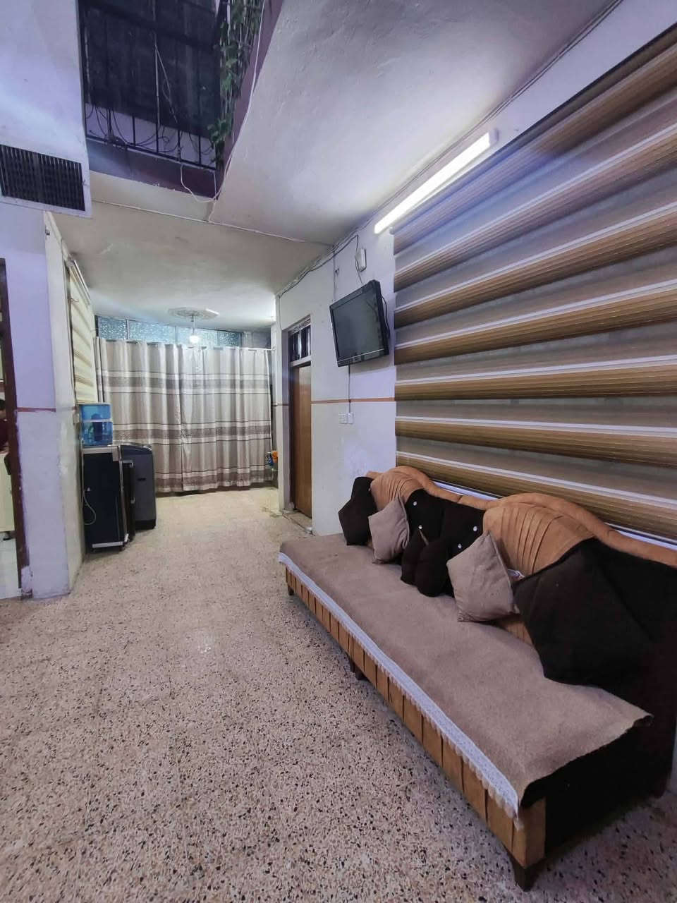 دار للبيع 🏠موصل الجديده شارع البو سالم قريب جدأ عالسوك وقريب جدا عالمجمع المدارس
غرفتين وهول واستقبال ومطبخ وصحيات 100 مربع 10×10
للاستفسار الاتصال على الارقام 
***********
***********
نستقبل العروض العقارية📍
