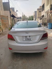 اكسنت 16 خليجي مكينه 1600 بيها بابين الخلفيه بدون دواخل مصبوغات تبريد ...