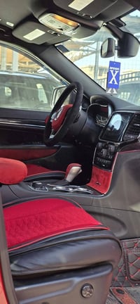 جيّب لاريدو  موديل 2019 أمريكي، رقم بغداد الجديد، باسمي. فل مواصفاتة ا...