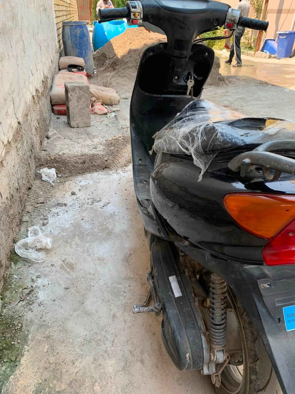 سلام عليكم
دراجة عصفورية فحل 60 للبيع 
كفرات نضيفة بلاديه  
سلف هندر باتري جديد 
دراجة اي نقص ما بيهة جاهزة 
مكان بعقوبه السوك  
السعر 250 
للاستفسار/ ***********
