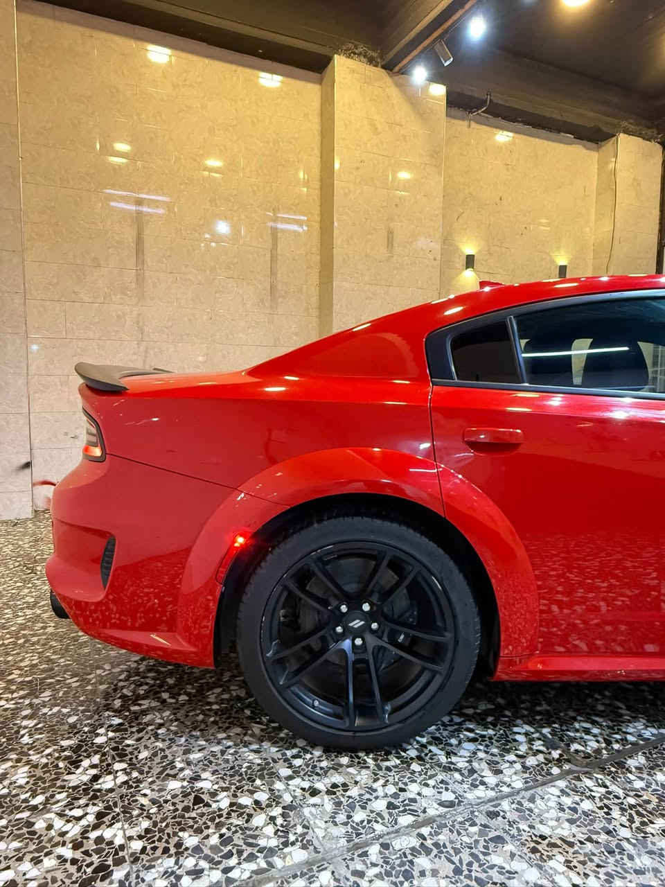 جارجر سكات باك 2023 وايد بدي اصل لاست كول ( النداء الاخير )
المحرك : V8 / 6400 🔥
الكير : أوتوماتيك
العداد : 10 الف
الون :  احمر طماطه 
الحالة او نوع الضرر : جاملغ

💎 ســعــر ✅ ::  388 📮

الـــــمـــواصــفـــــات 
 رقم بغداد شبه مميز 

 كامرة خلفية 
 حساسات خلفية 
 ويل قياس 20 انج 
 سستم صوت هارمن كأردن 
 شاشة قياس 8.5 انج اوبشنات SRT
كشنات كنتاره حضن 
 تدفئة كشنات وستيرن
 تشغيل عن بعد 
 تبريد قطعتين 
 شفتات سترين 
 وبقية مواصفات معروفه عن جارجر 
الاضـــــــافــــــاات و التزويد 
عليهه شوته JLT
ستوك بوضع شركة 485hp
مابيه نقص برغي جديده جدآ 
الموقع : بغداد زيونه

رقم صاحب سيارة 
***********

